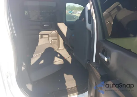 2021 Chevrolet Silverado 1500 4Wd Short Bed Custom Trail Boss z USA, uszkodzony, nr VIN 1GCPYCEF1MZ315493